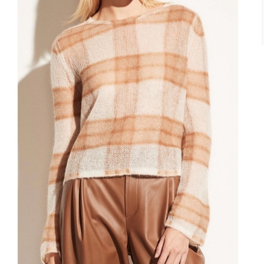 Vince Brushed Plaid Pullover in Cream & Chestnut